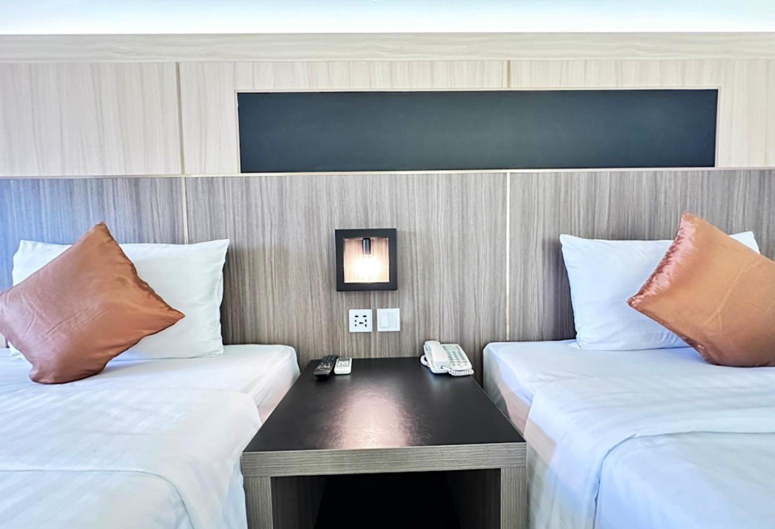 O2 Luxury Hotel Bangphli Kültér fotó