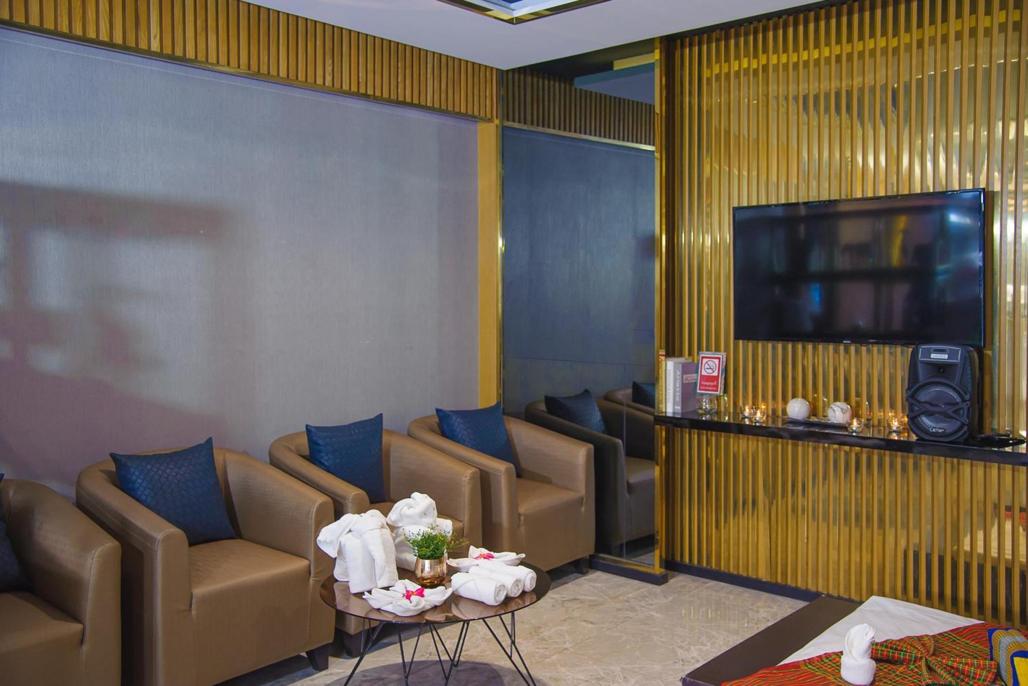 O2 Luxury Hotel Bangphli Kültér fotó